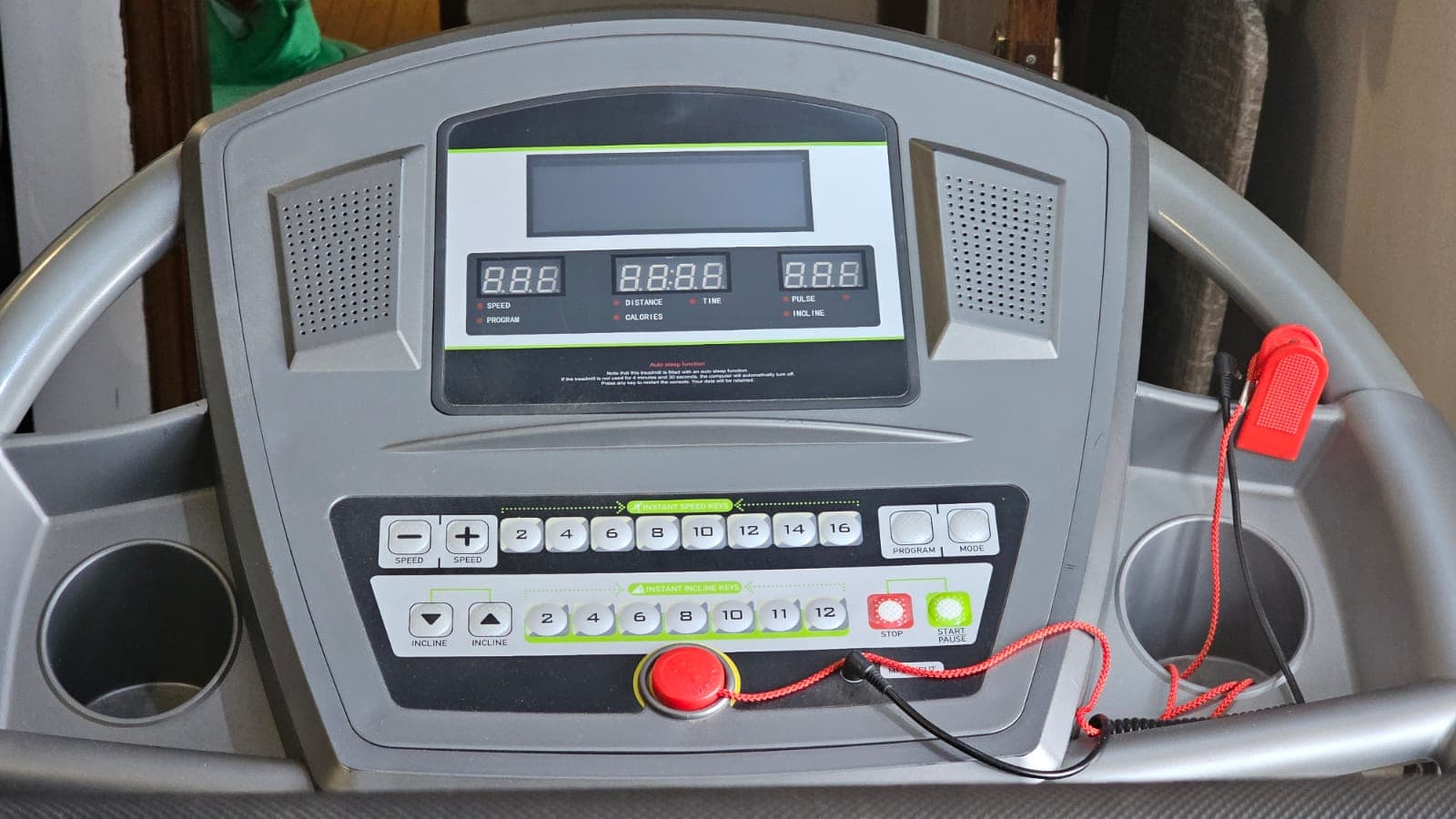 Electric treadmill in excellent condition  8