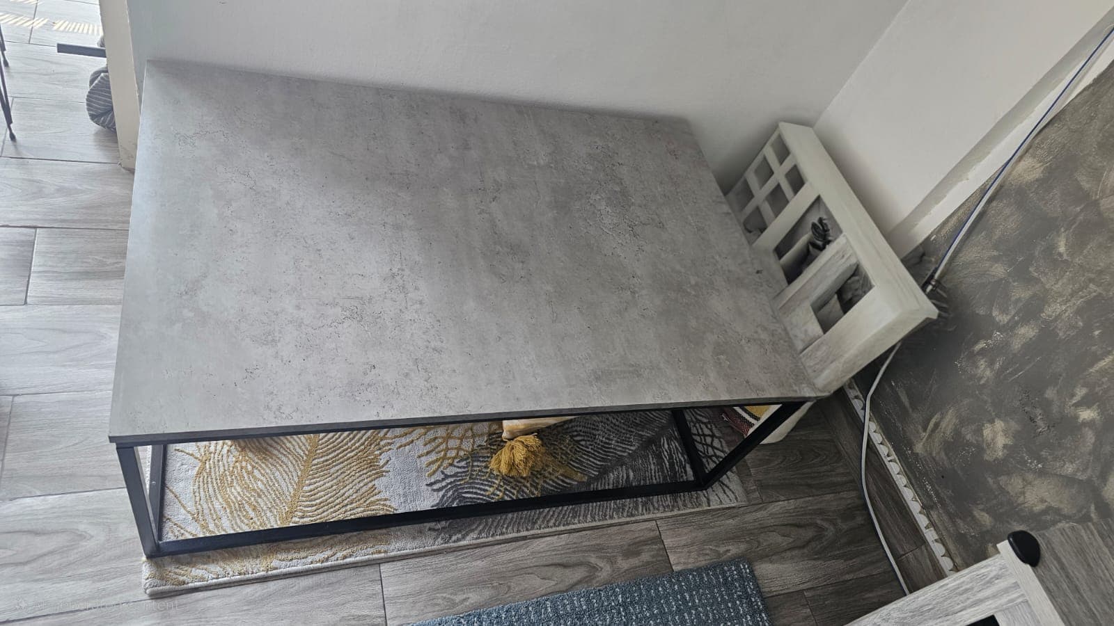 Modern mid-size coffee table in gray, black concrete 0