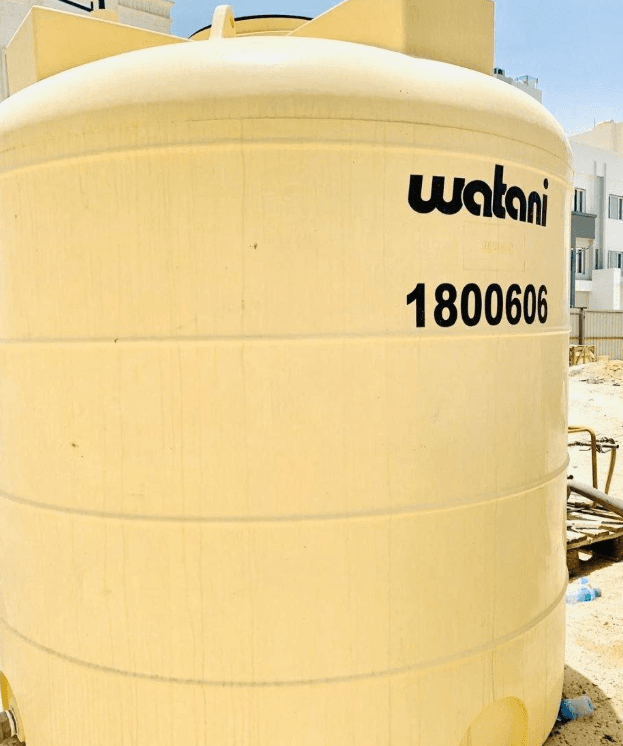 Washing and repairing water tanks 4
