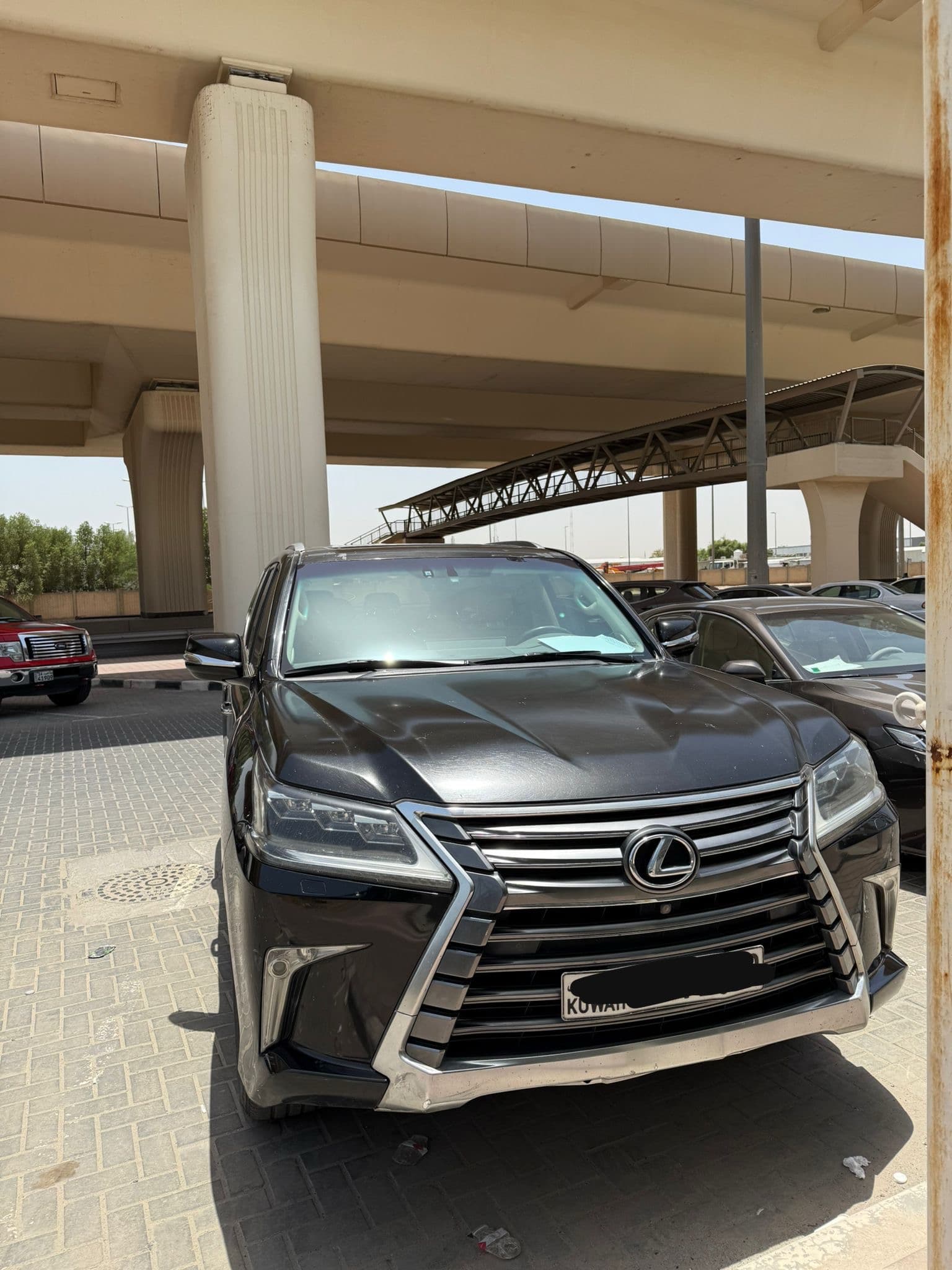 للبيع LX 570 2017  0