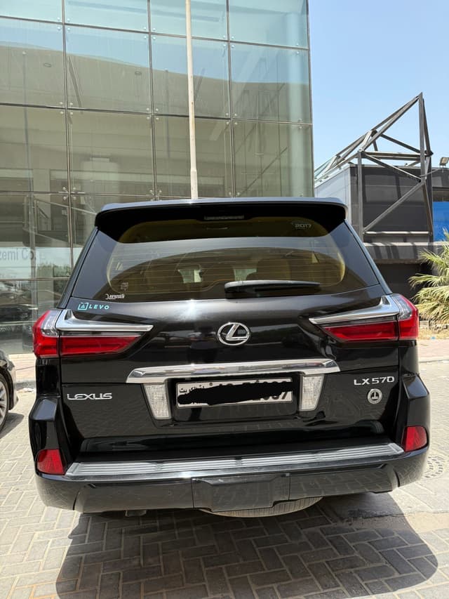 للبيع LX 570 2017 
