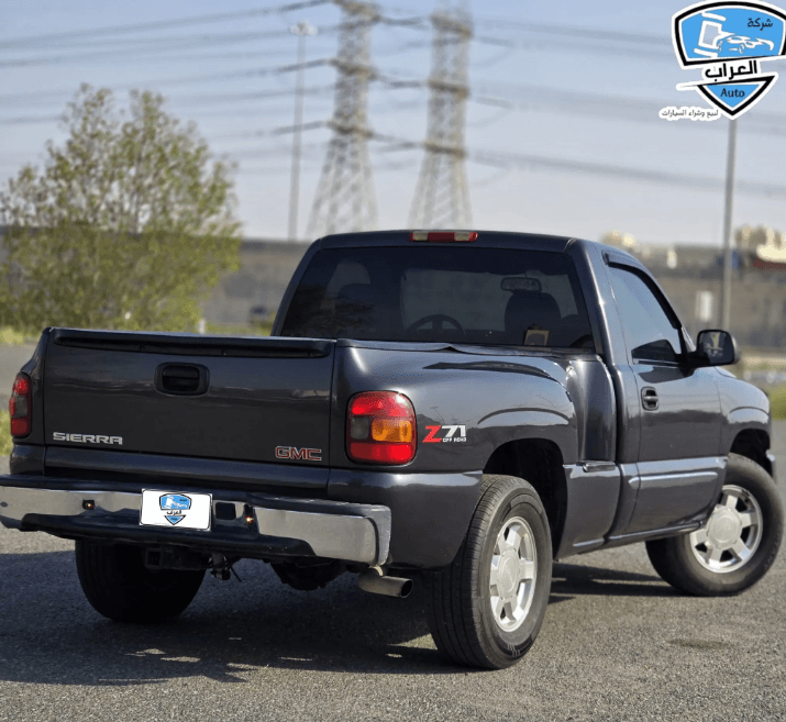  For sale: GMC Sierra model 2003 1