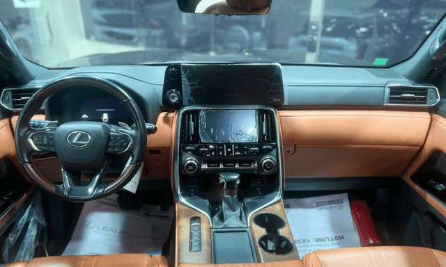  لكزس LX600 موديل 2022