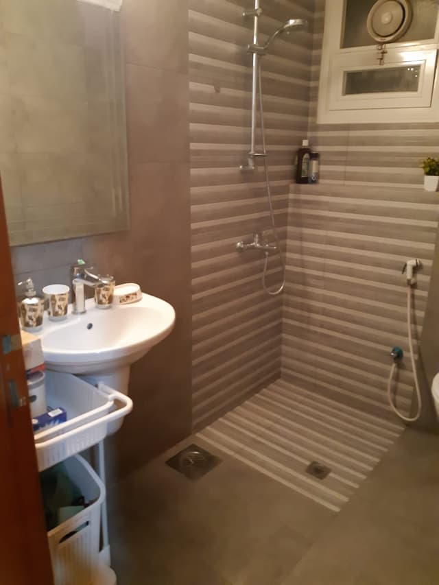Family chalet for rent in Khairan