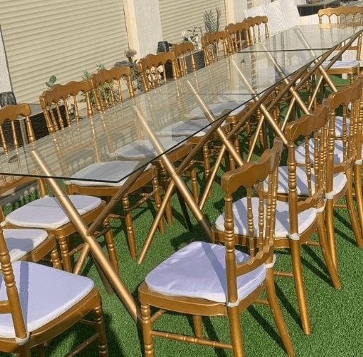Preparing weddings 4