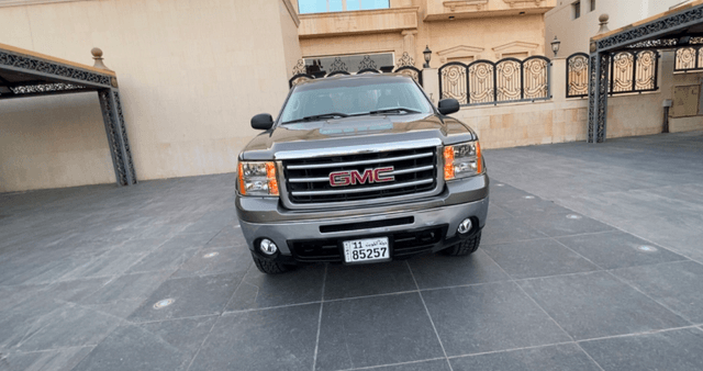 Sierra 2013 car for sale 