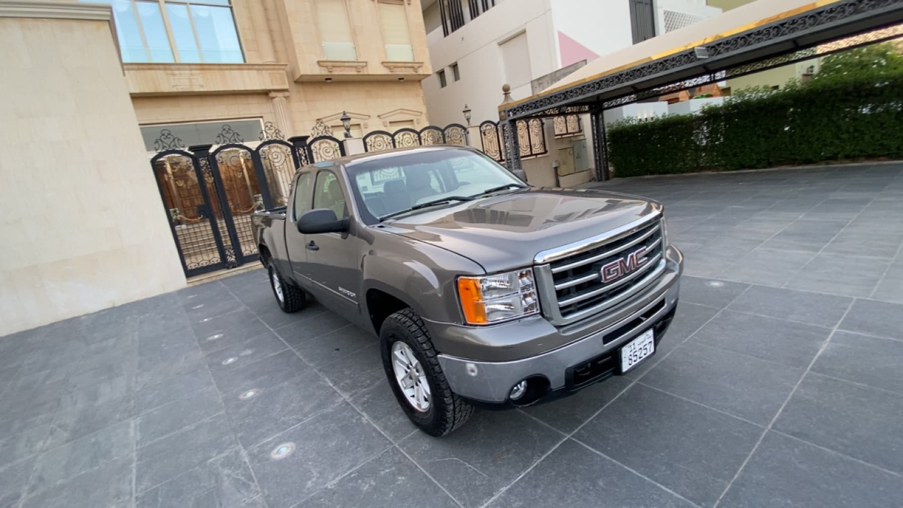 Sierra 2013 car for sale  1