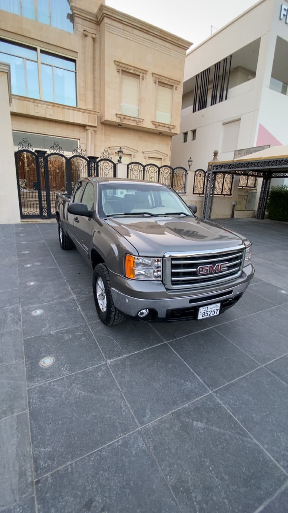Sierra 2013 car for sale  4