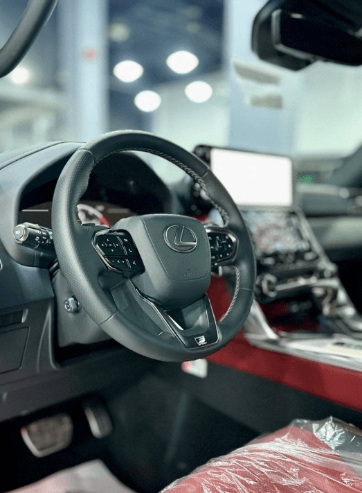 لكزس LX600 موديل 2025 6