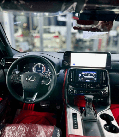 لكزس LX600 موديل 2025 7