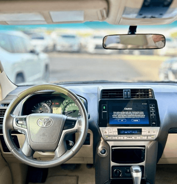  Toyota Prado TXL model 2022 5