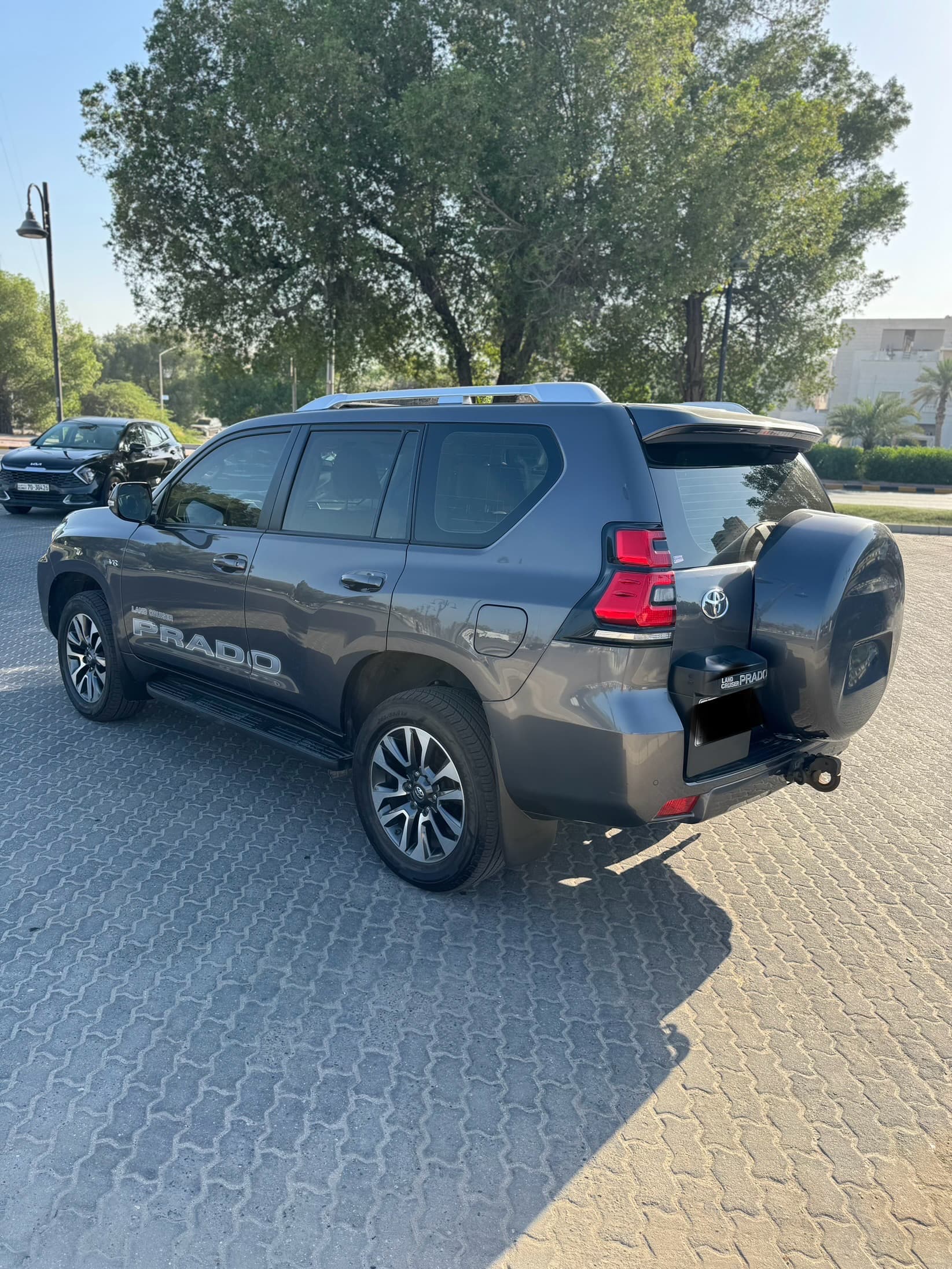 Toyota Prado 2022 3