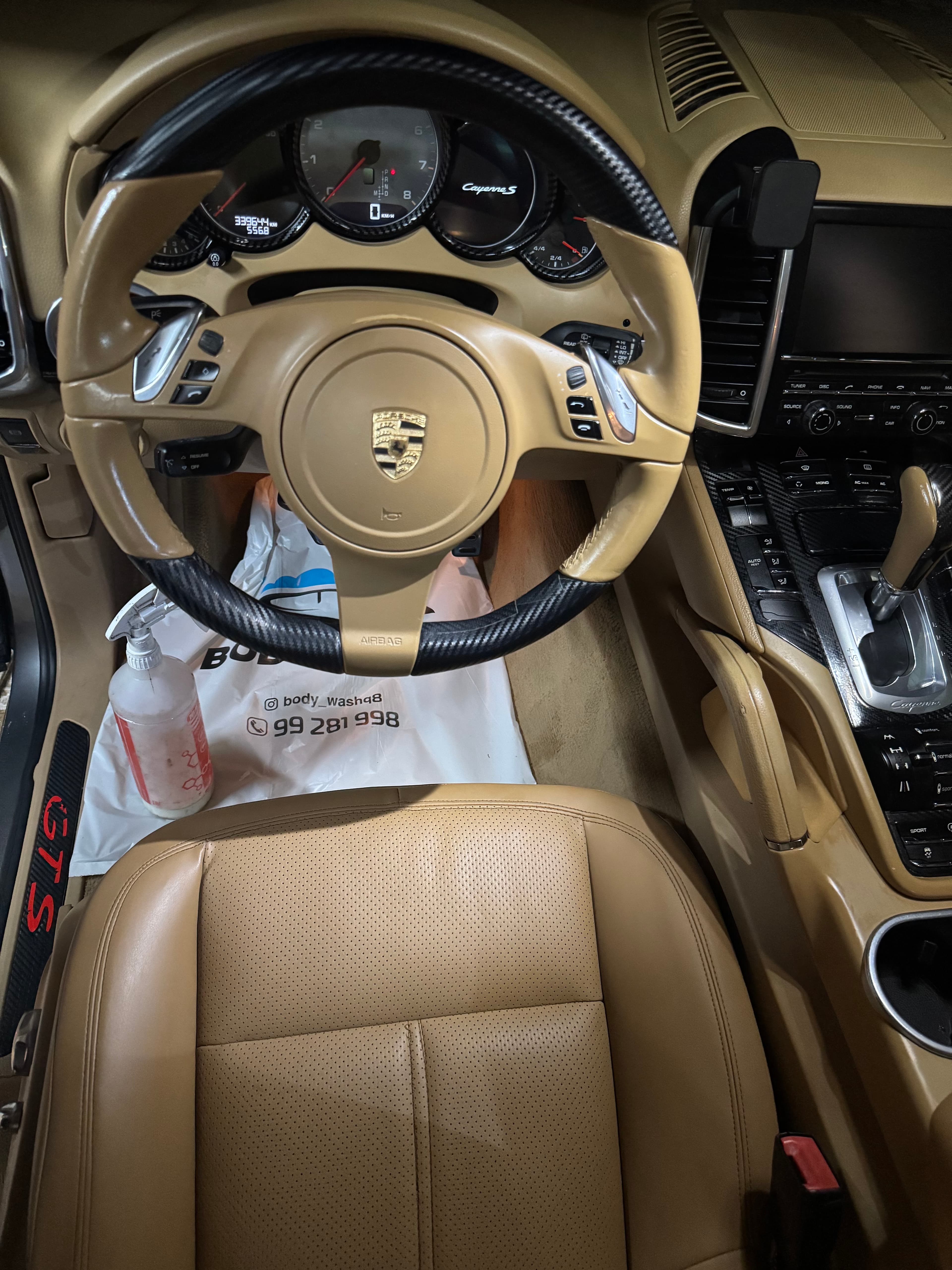 Porsche Cayenne 2011 model for sale 2