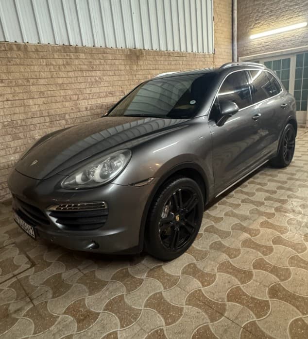 Porsche Cayenne 2011 model for sale 0