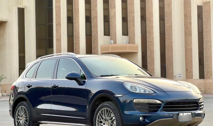 Porsche Cayenne S model 2014 0