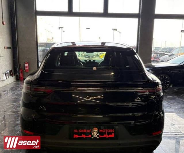 Porsche Cayenne Platinum model 2023 for sale 