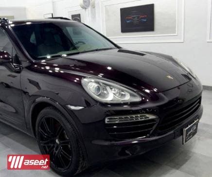 Porsche Cayenne S model 2012 3