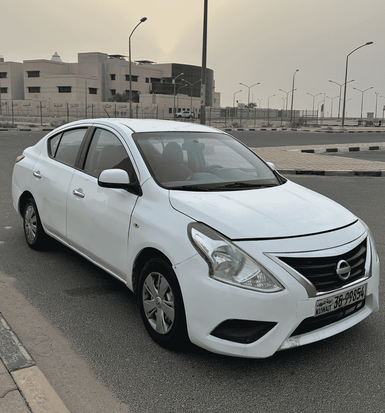 Sunny 2016 570 Sunny 2016 570