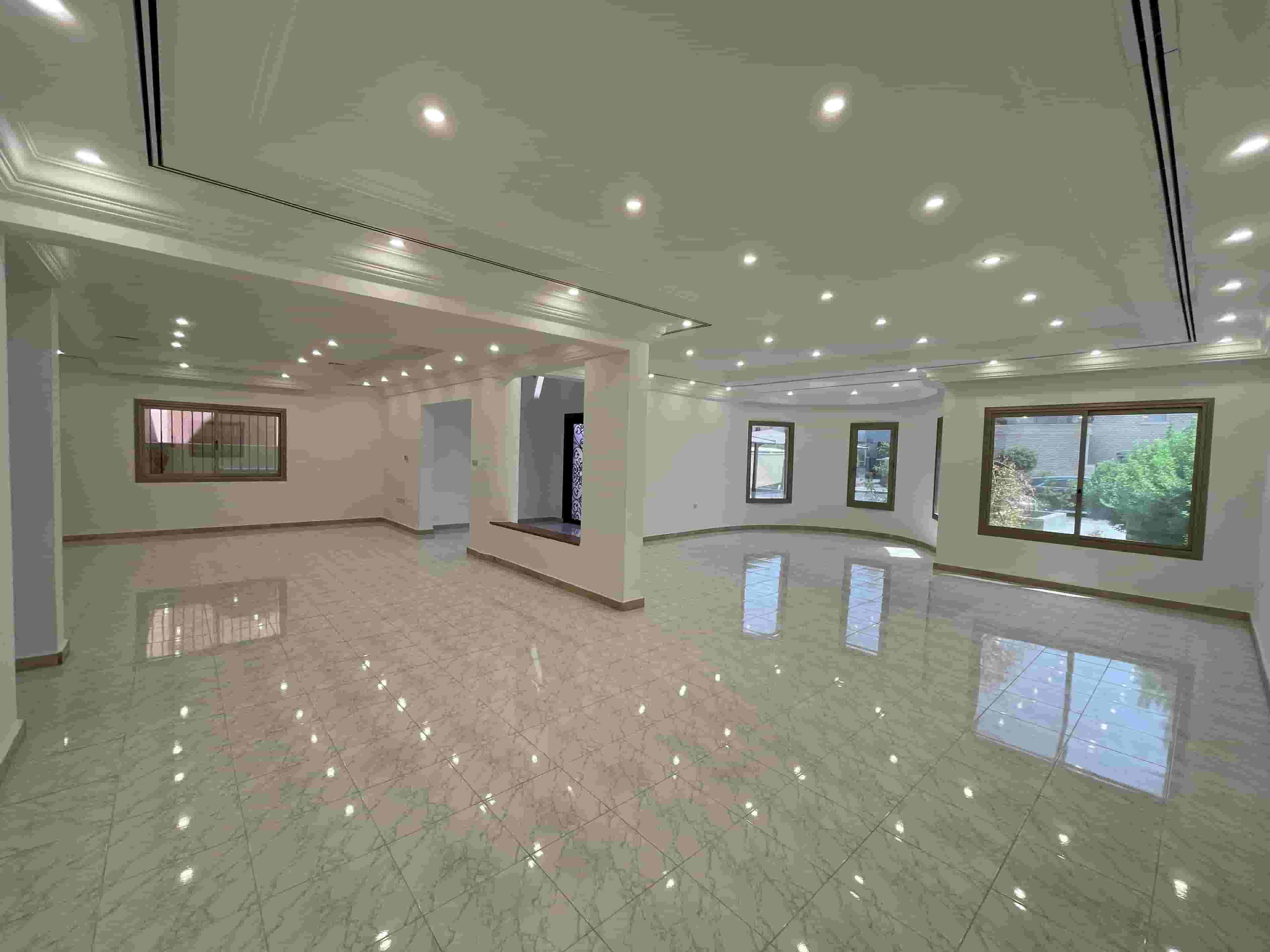 For rent a villa in Hateen For rent a villa in Hateen