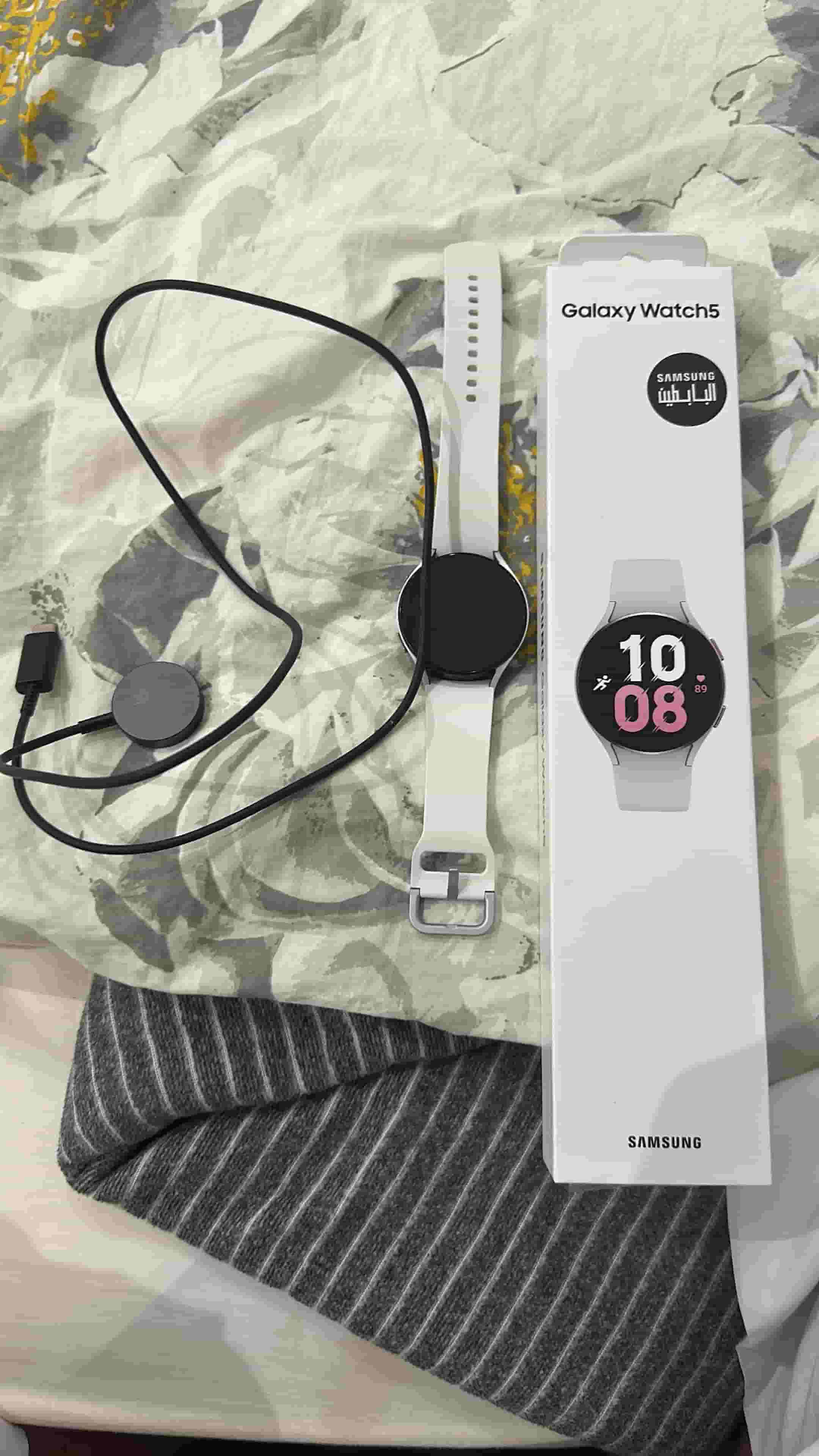 Glaxy watch 5 for sale Glaxy watch 5 for sale