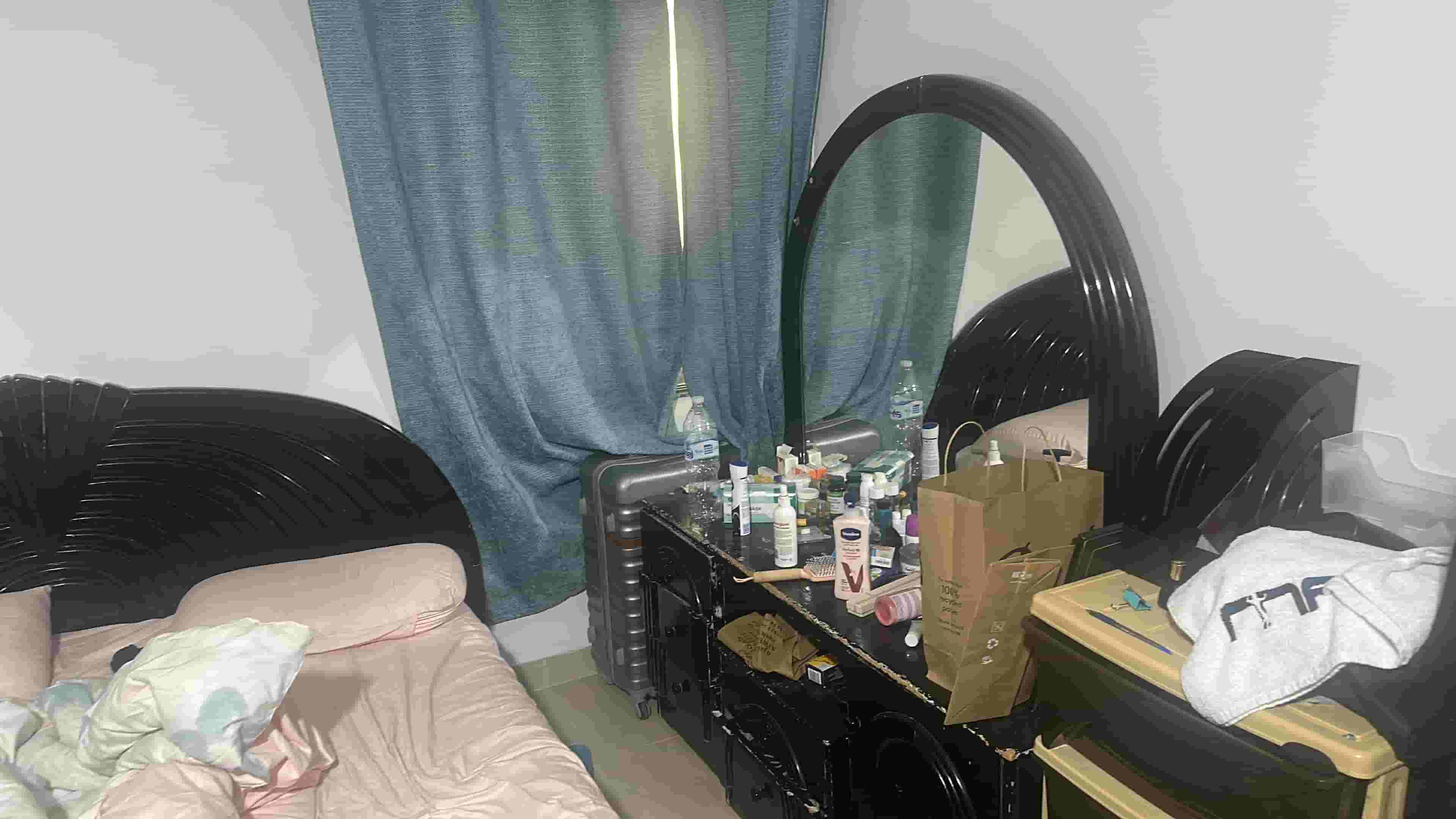 Local bedroom for sale Local bedroom for sale