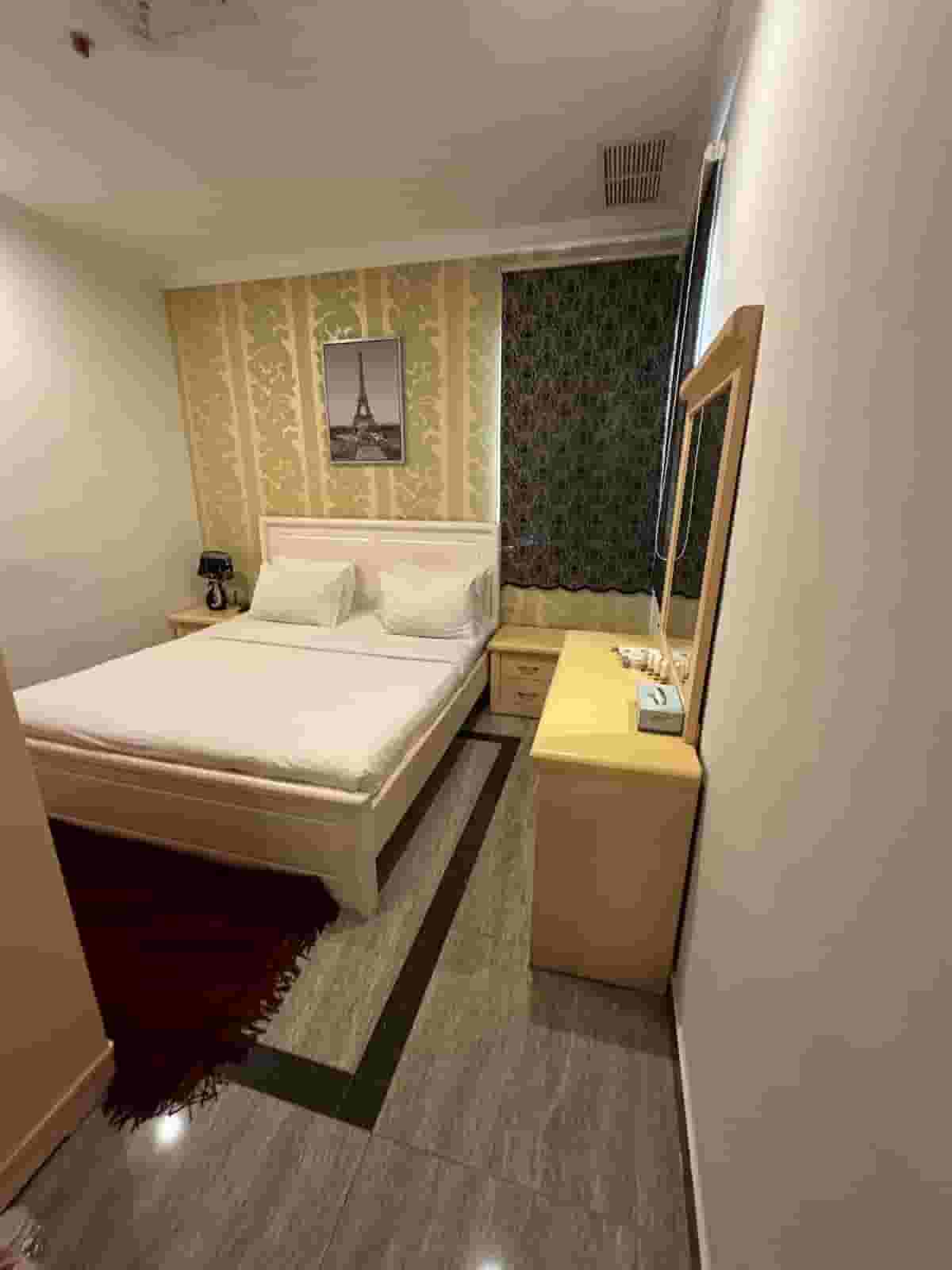 Apartment for rent in Salmiya Apartment for rent in Salmiya